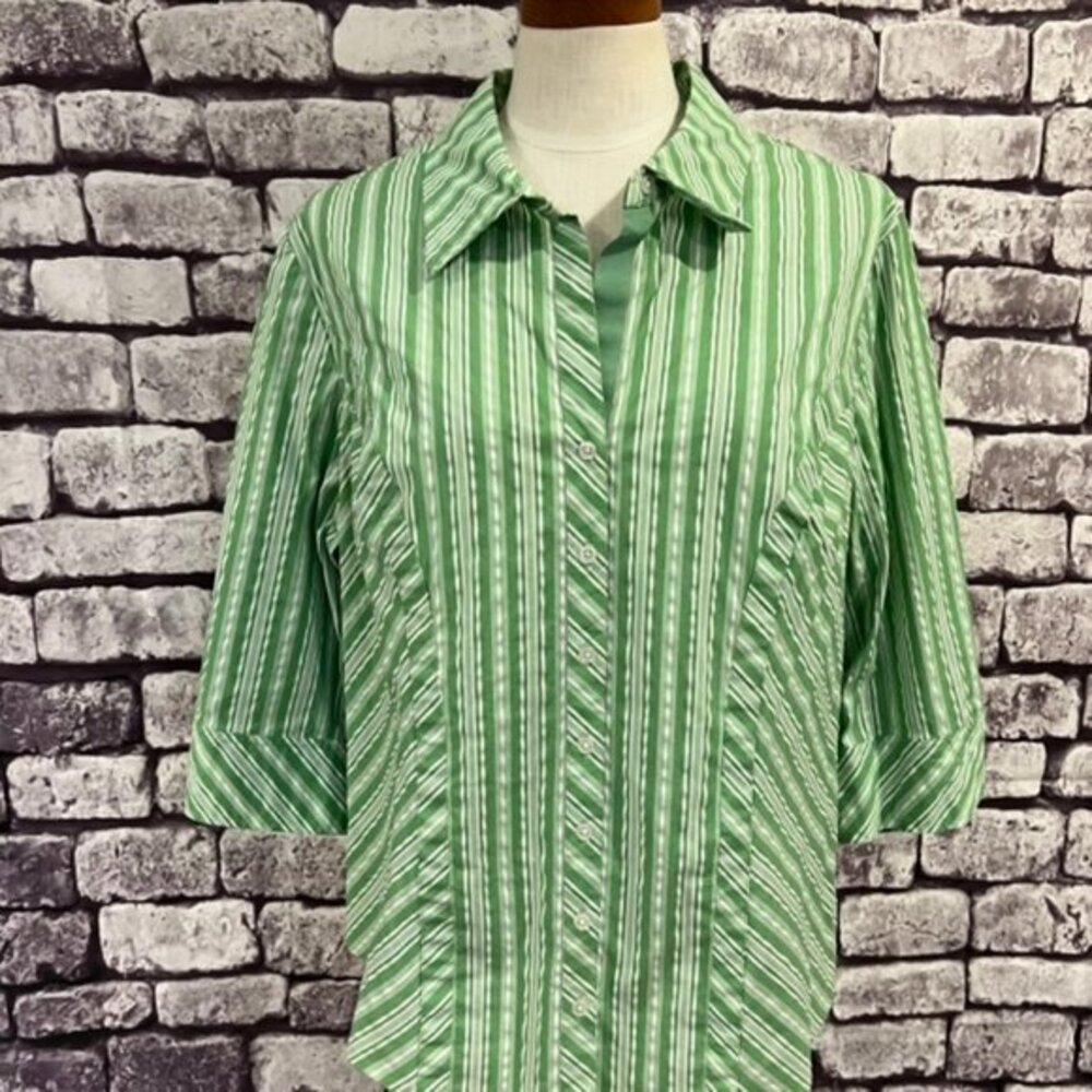 Lane Bryant Green & White 3/4 Sleeve Blouse Size 18/20